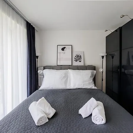 شقة Bauhaus Penthouse Wellness
