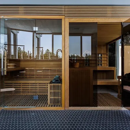 Bauhaus Penthouse Wellness * Siófok
